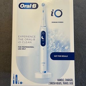 Brand new! Oral B iO rechargeable toothbrush